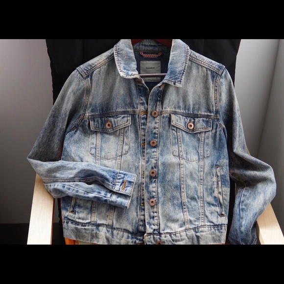 Pull&Bear Jackets & Blazers - Light washed denim jacket